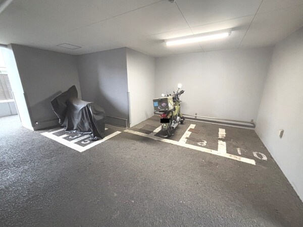 バイク置き場
