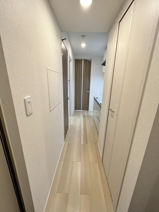 物件内観写真14　(廊下)