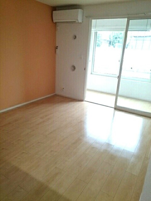 物件内観写真5　(居室)