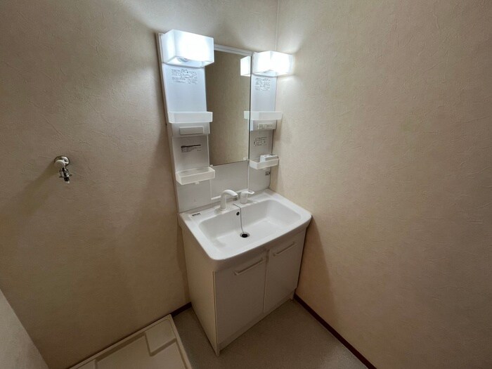 物件内観写真12　(洗面)