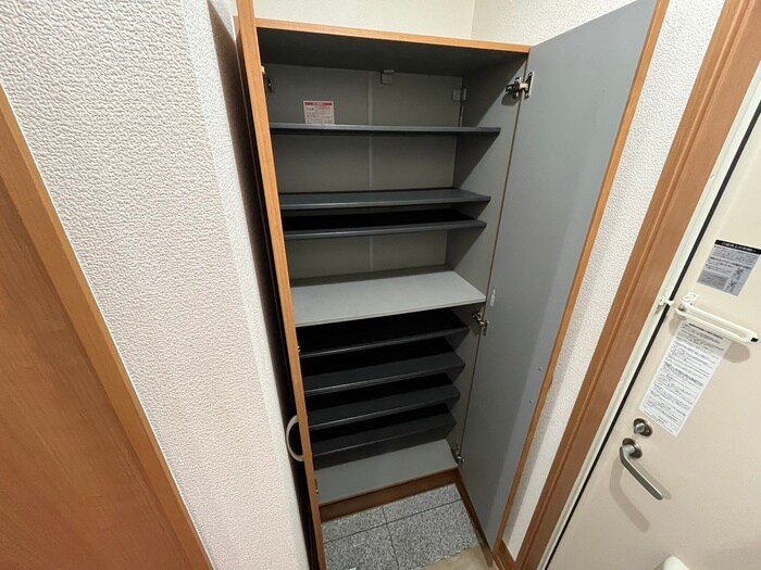 物件内観写真19　(靴箱)