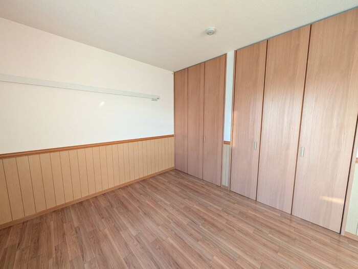 物件内観写真18　(居室)