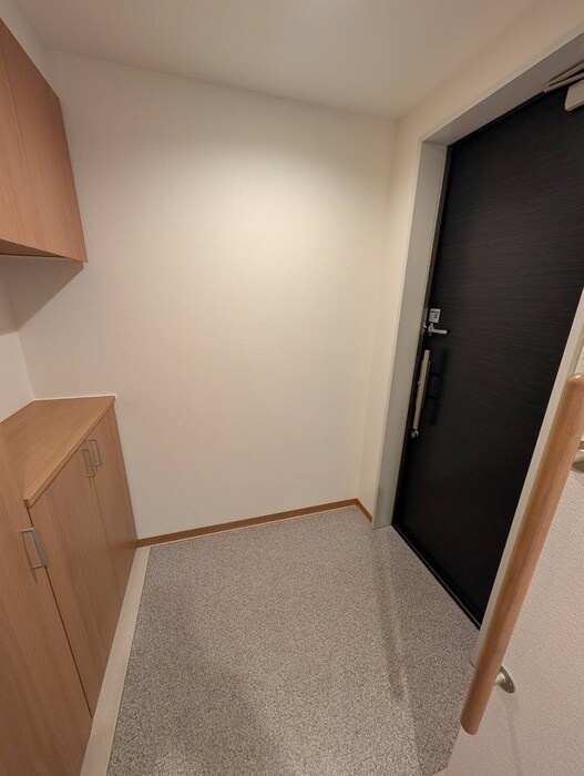 物件内観写真21　(玄関)