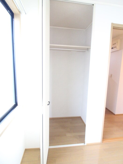 物件内観写真18　(収納)