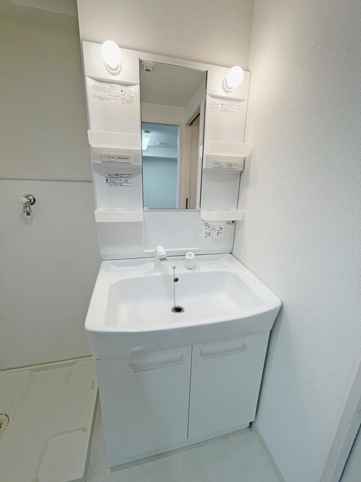 物件内観写真9　(洗面)