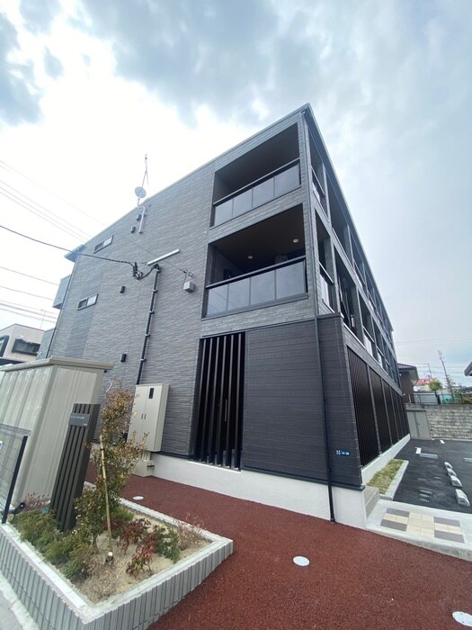 物件外観写真2　(外観写真)