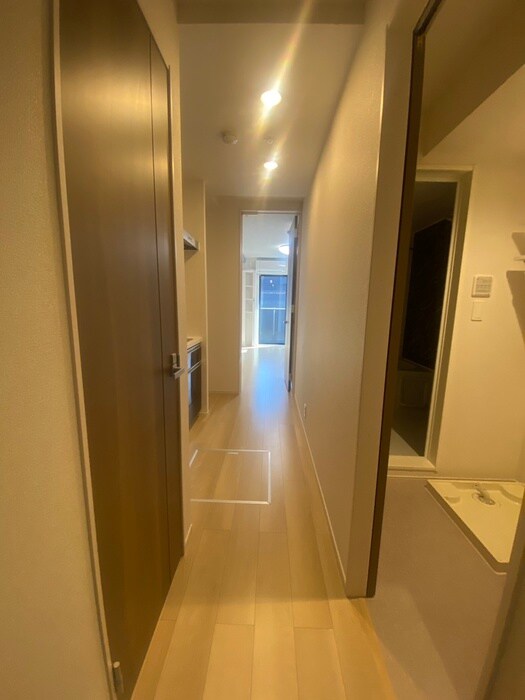 物件内観写真17　(廊下)