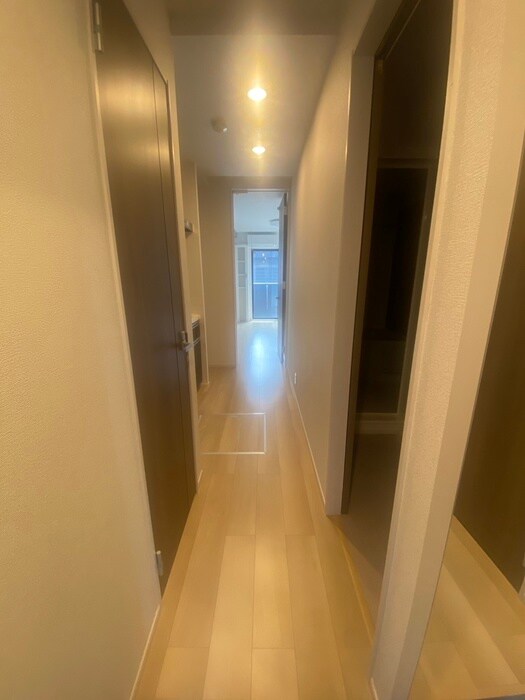 物件内観写真17　(廊下)