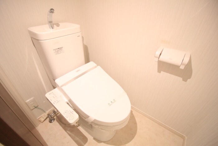 物件内観写真15　(トイレ)