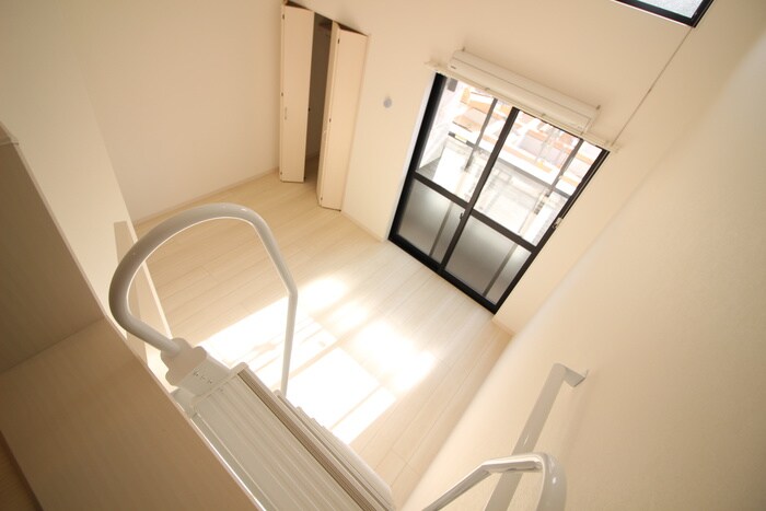 物件内観写真6　(居室)