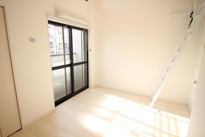 物件内観写真13　(居室)