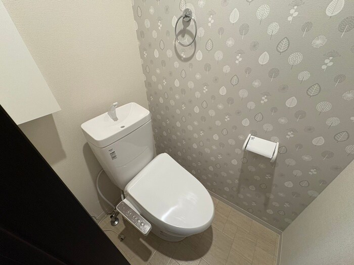 物件内観写真13　(トイレ)