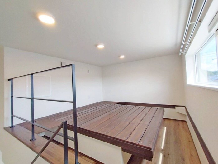 物件内観写真12　(ロフト)