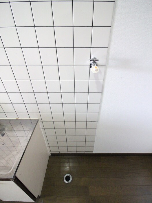 物件内観写真13　(洗濯機置場)