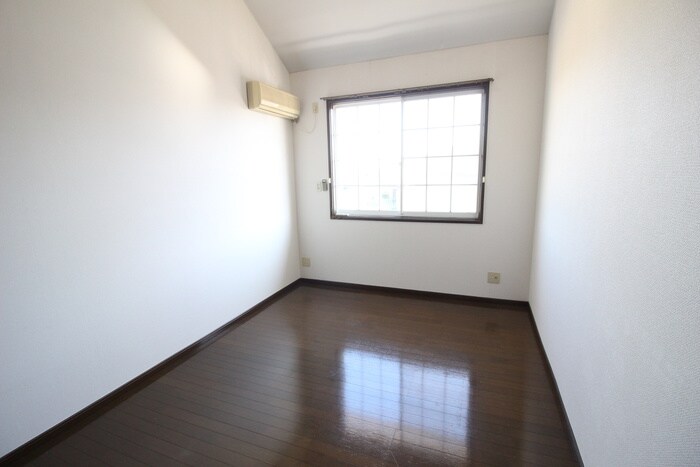 物件内観写真21　(居室)