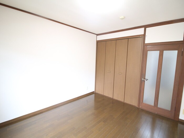 物件内観写真18　(居室)