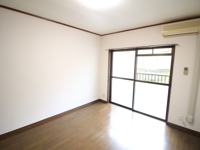 物件内観写真19　(居室)