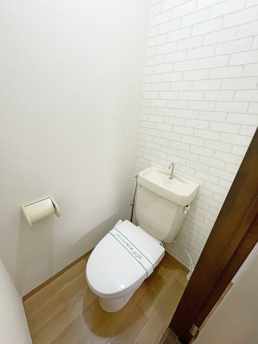 物件内観写真10　(トイレ)