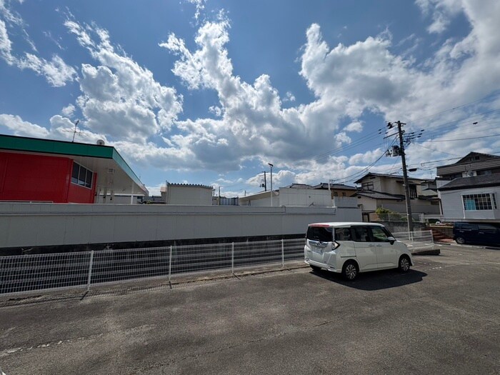 物件内観写真14　(室内からの展望)