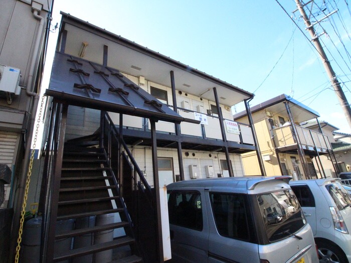 物件外観写真3　(エントランス部分)