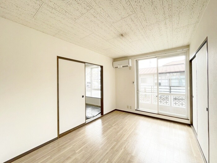 物件内観写真7　(居室)