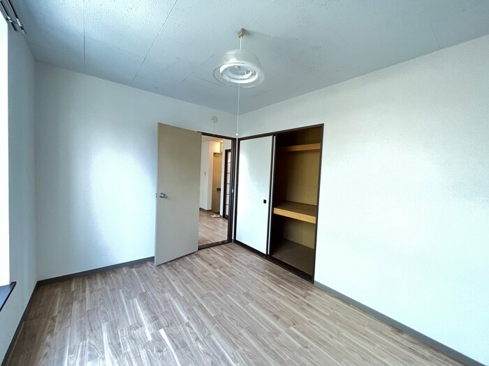 物件内観写真16　(居室)