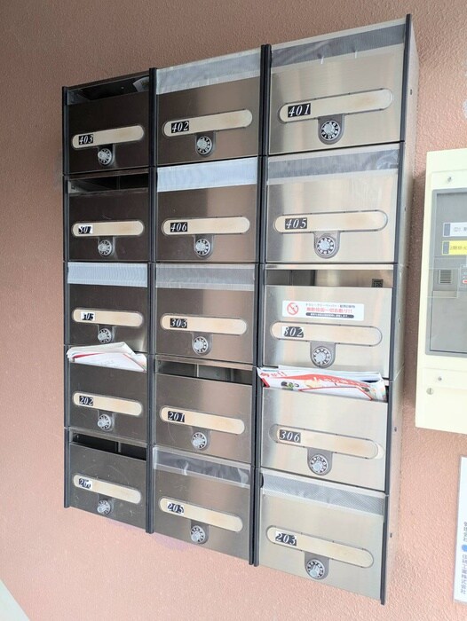 物件外観写真4　(建物設備)