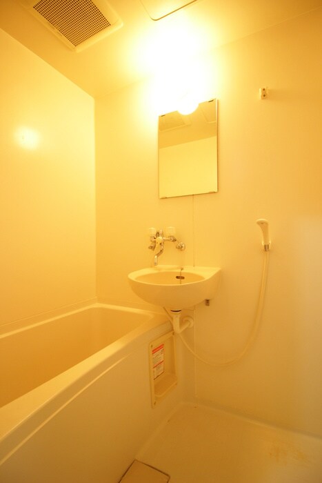 物件内観写真13　(バス／シャワールーム等)