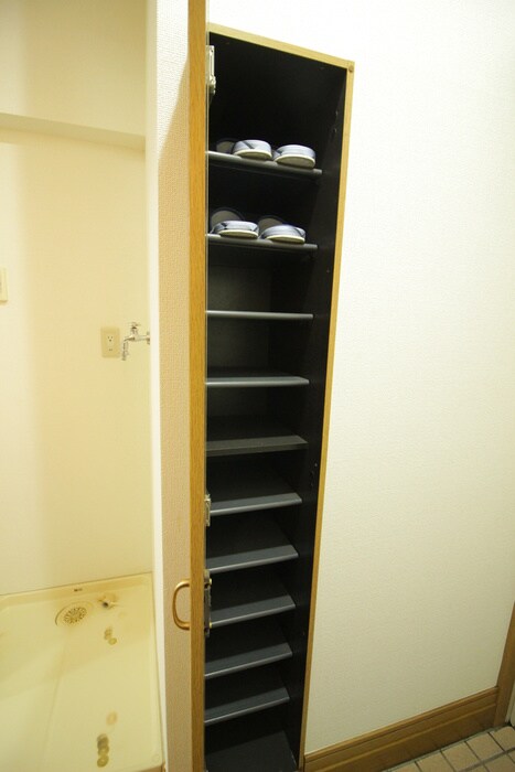 物件内観写真19　(靴箱)