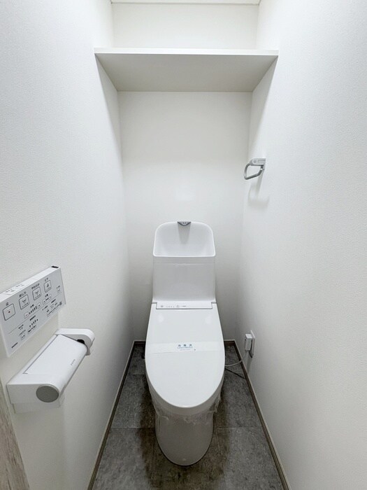 物件内観写真11　(トイレ)