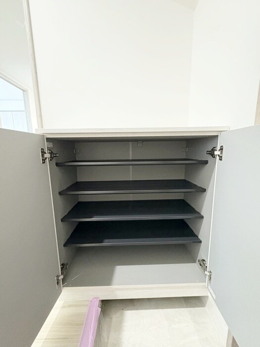 物件内観写真16　(靴箱)