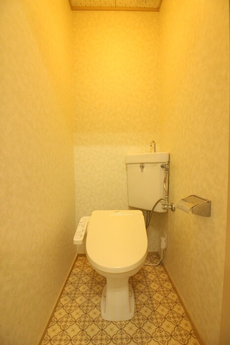 物件内観写真9　(トイレ)