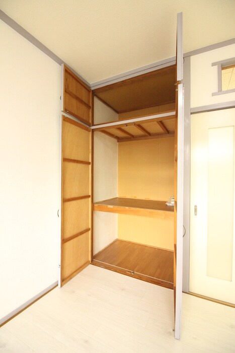 物件内観写真11　(収納)