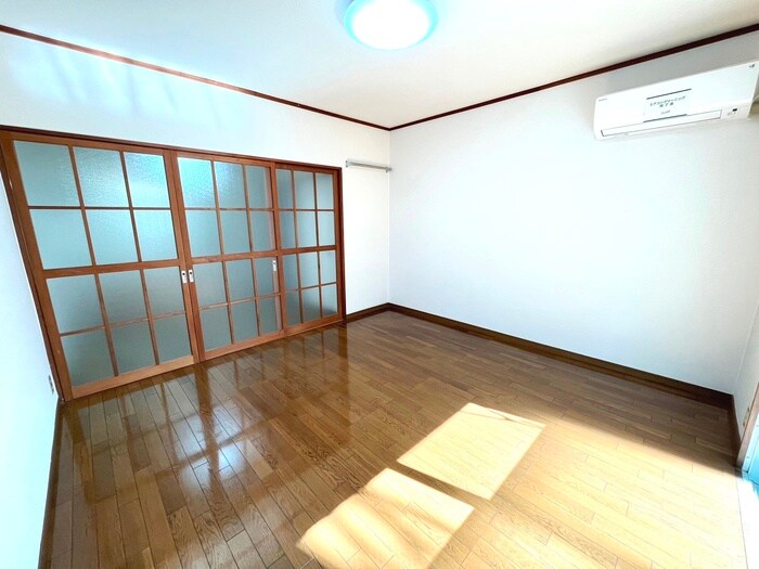 物件内観写真21　(居室)