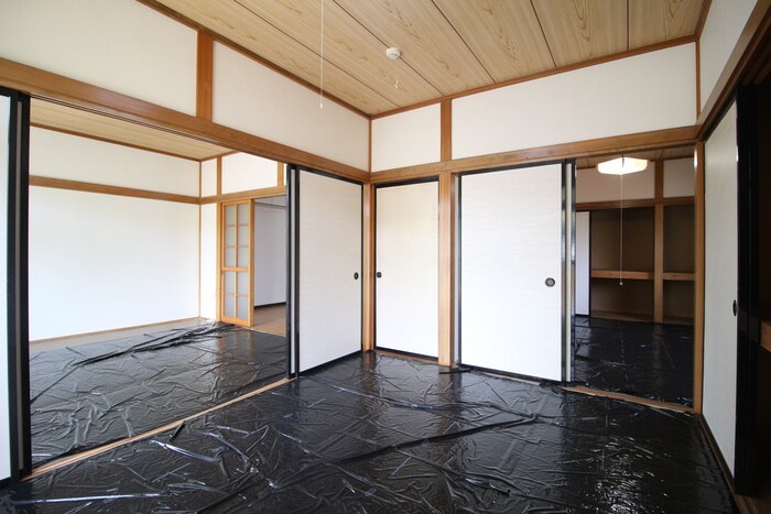 物件内観写真8　(居室)