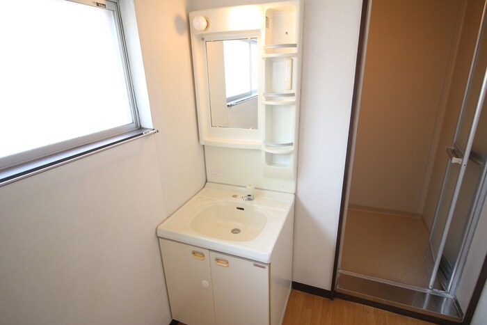 物件内観写真12　(洗面)