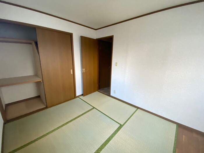 物件内観写真8　(居室)