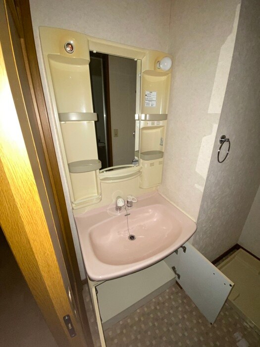 物件内観写真11　(洗面)