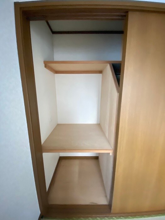 物件内観写真16　(収納)