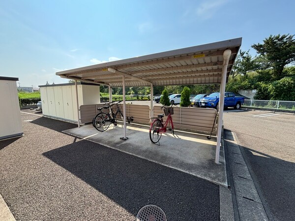 駐輪場