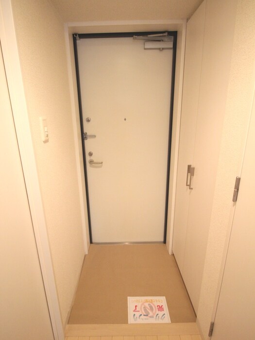 物件内観写真20　(玄関)