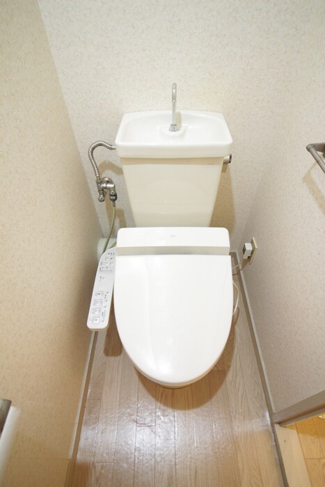 物件内観写真14　(トイレ)