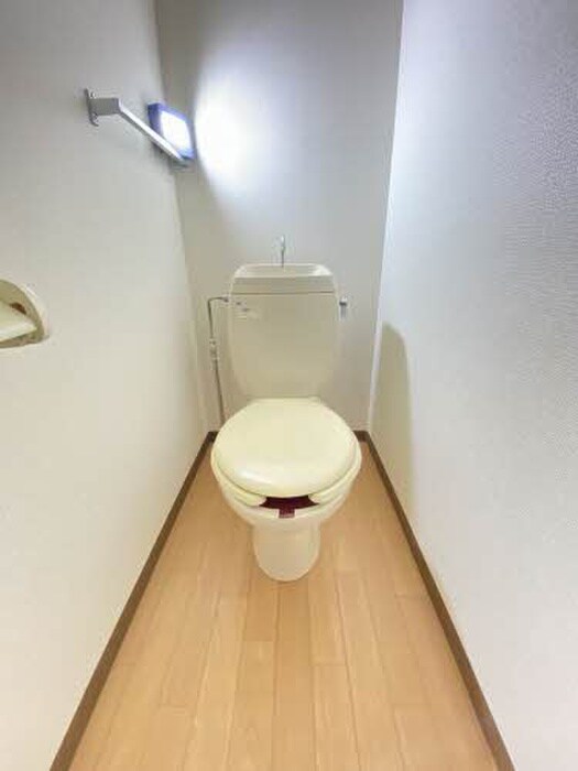 物件内観写真10　(トイレ)