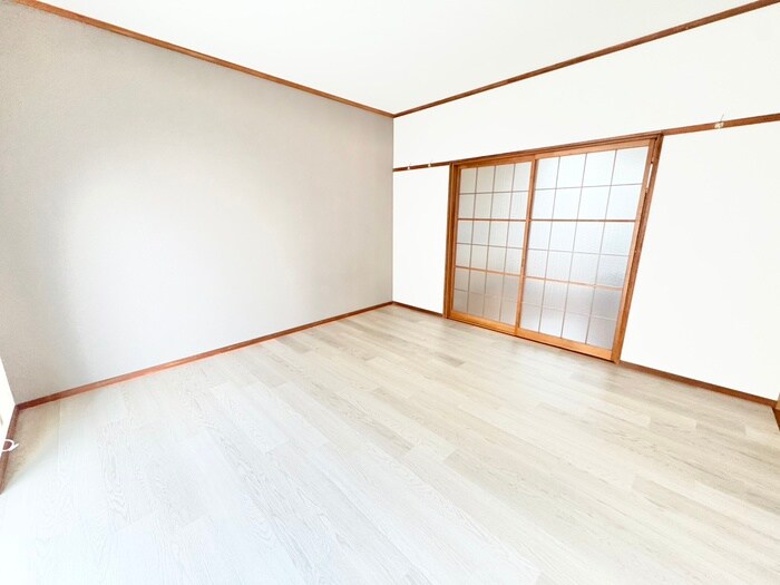 物件内観写真10　(居室)
