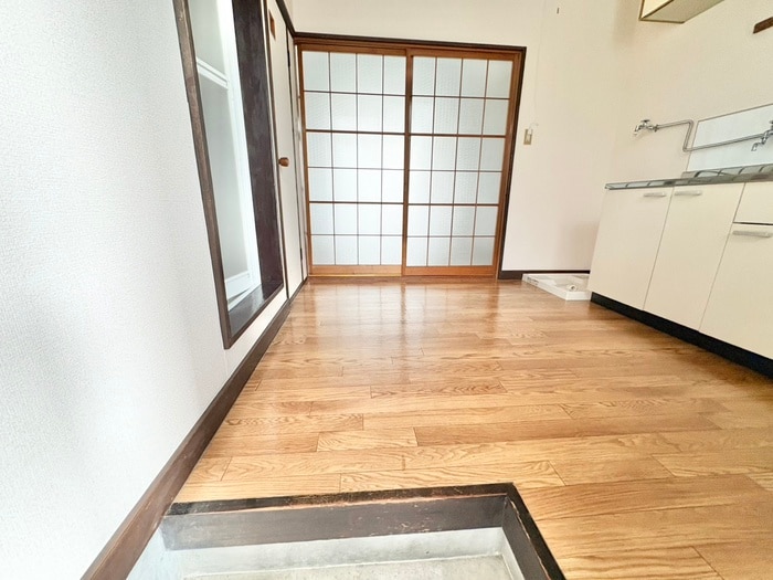 物件内観写真16　(廊下)