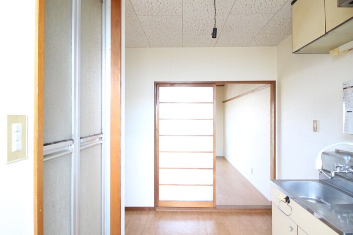 物件内観写真16　(廊下)