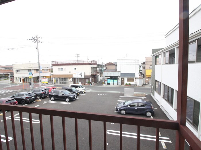 物件内観写真21　(室内からの展望)