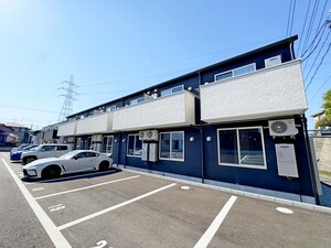 メリディアン川平伍番館外観写真