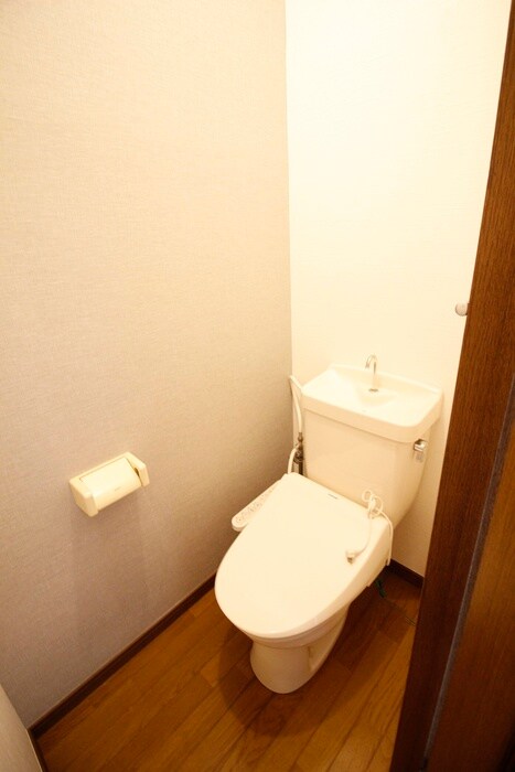 物件内観写真15　(トイレ)