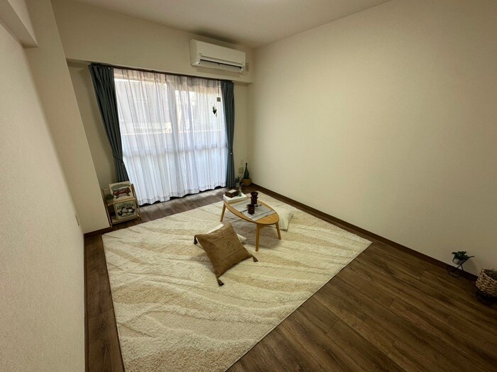 物件内観写真8　(居室)